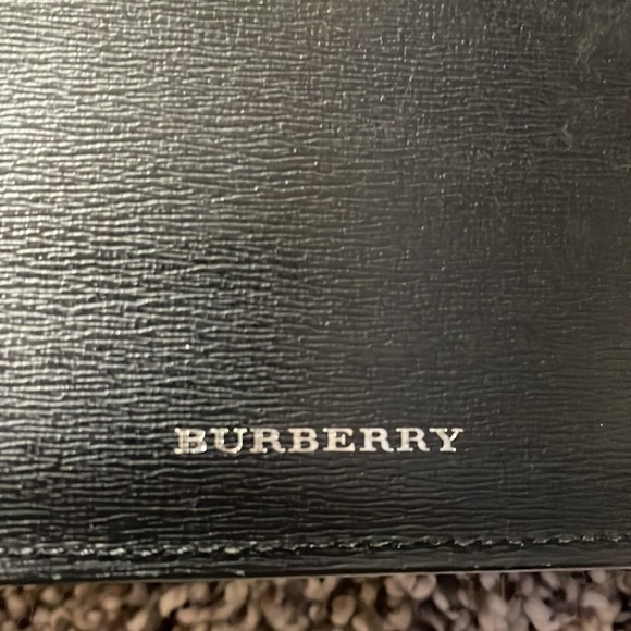 Authentic BURBERRY black leather men’s wallet - Picture 8 of 12